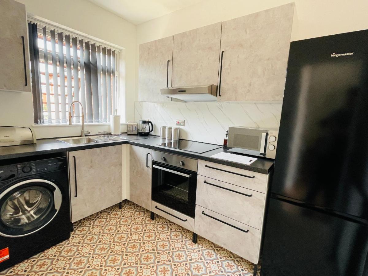 Lovely 2 Bed Apartment, Arnold Town Centre. Nottingham Exteriör bild